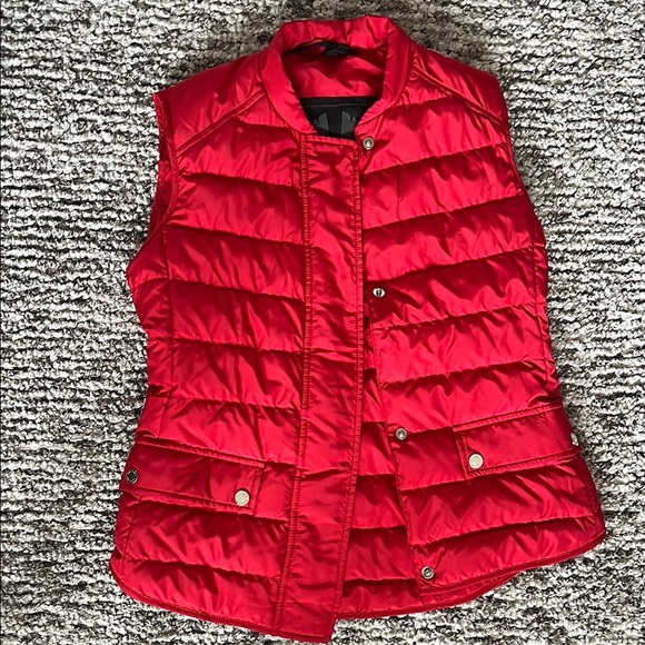 BELSTAFF ENGLAND size 38 red reversible down vest - Picture 1 of 6